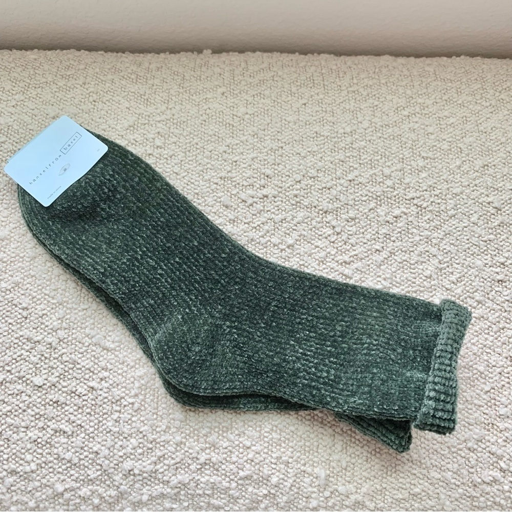 ☘️ Hunter Green Chenille Knit Long Socks